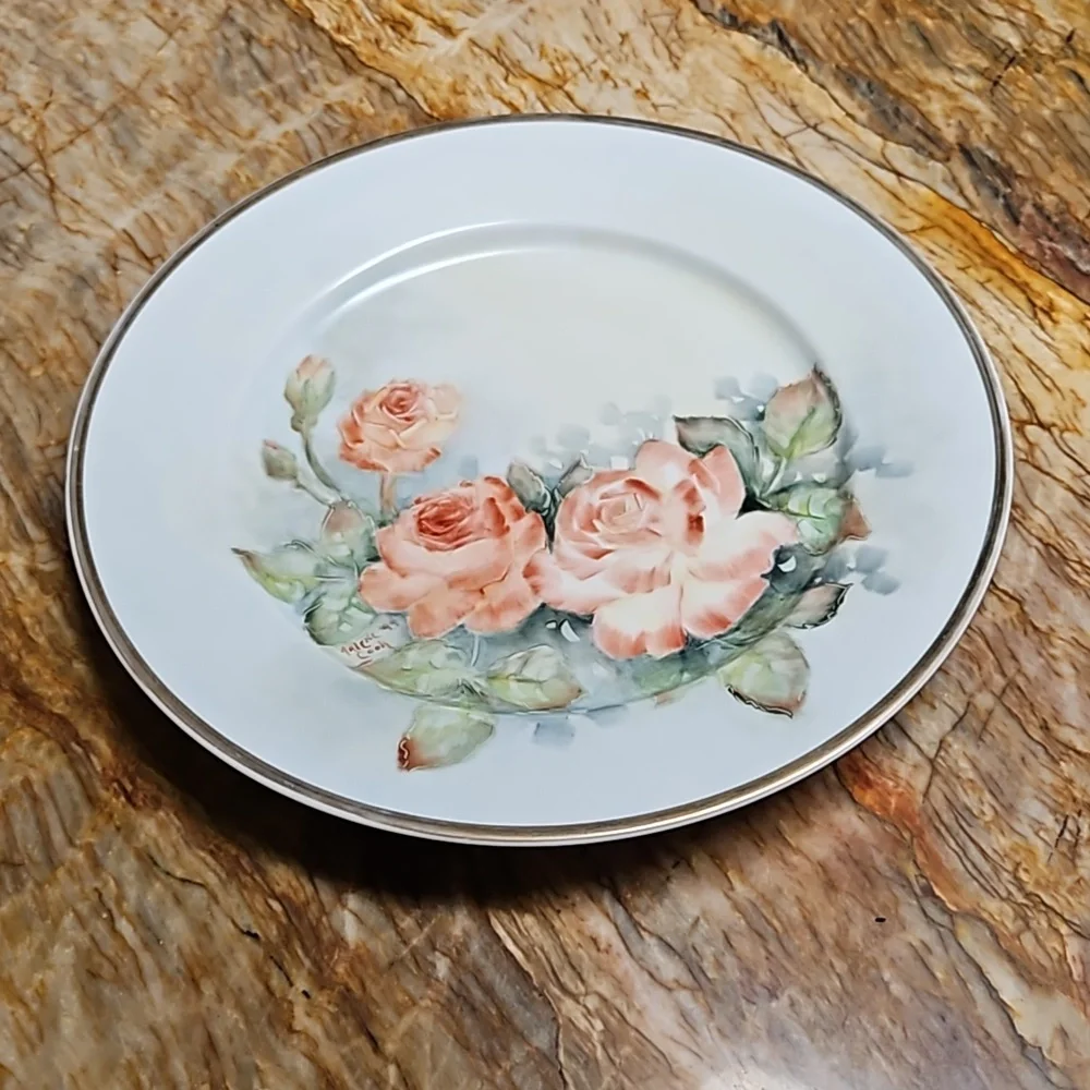 THE CELLAR Opulence dinner plate dish